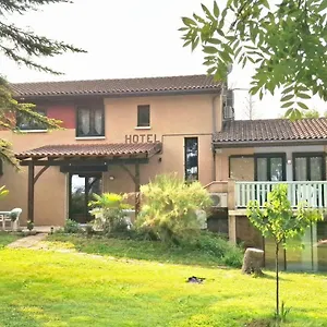 Hotel Relais De Frejeroques, Foissac (Aveyron)